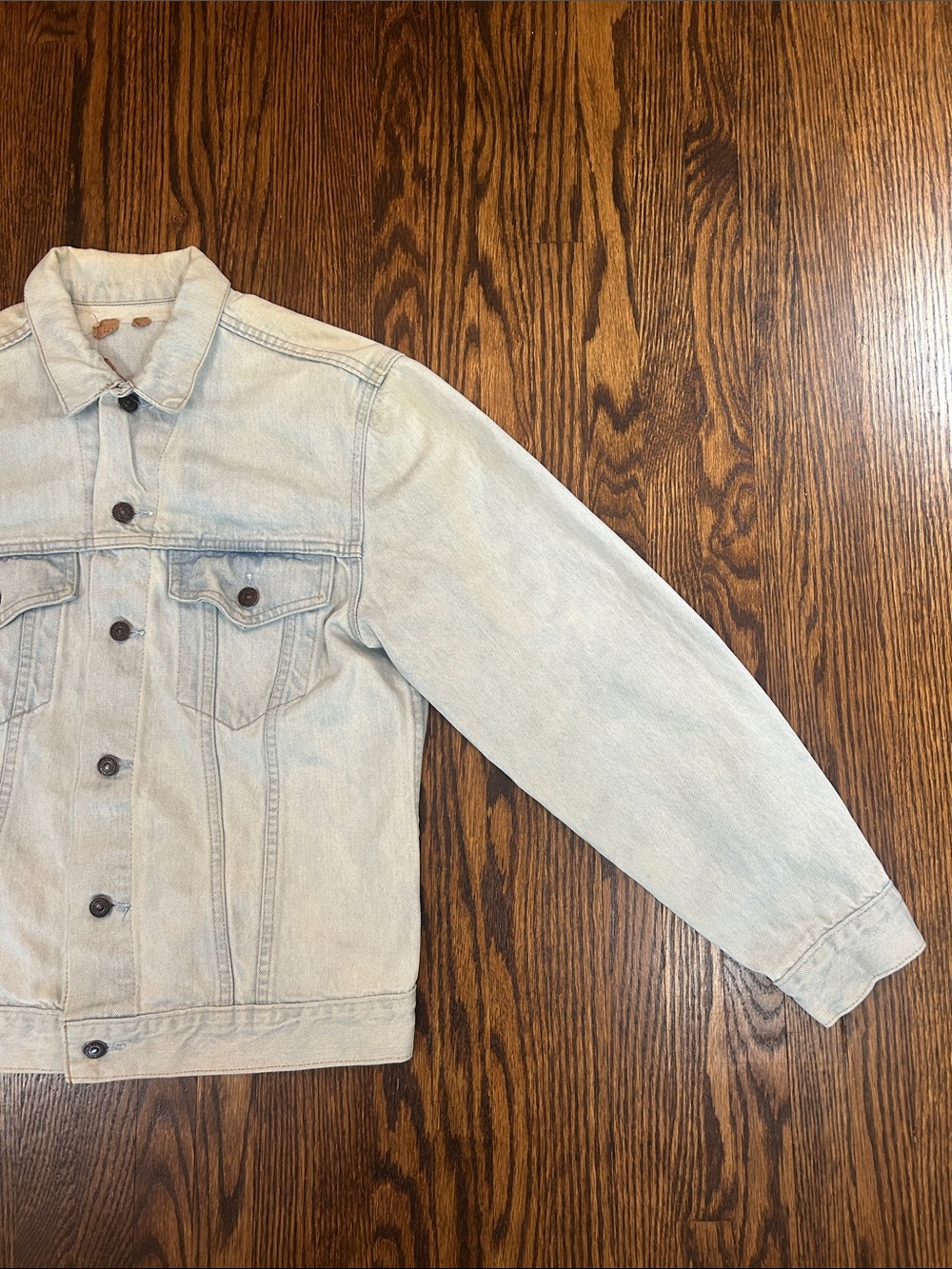 Vintage 90s Levi’s Bleached Denim Jean Jacket - Picture 7 of 16